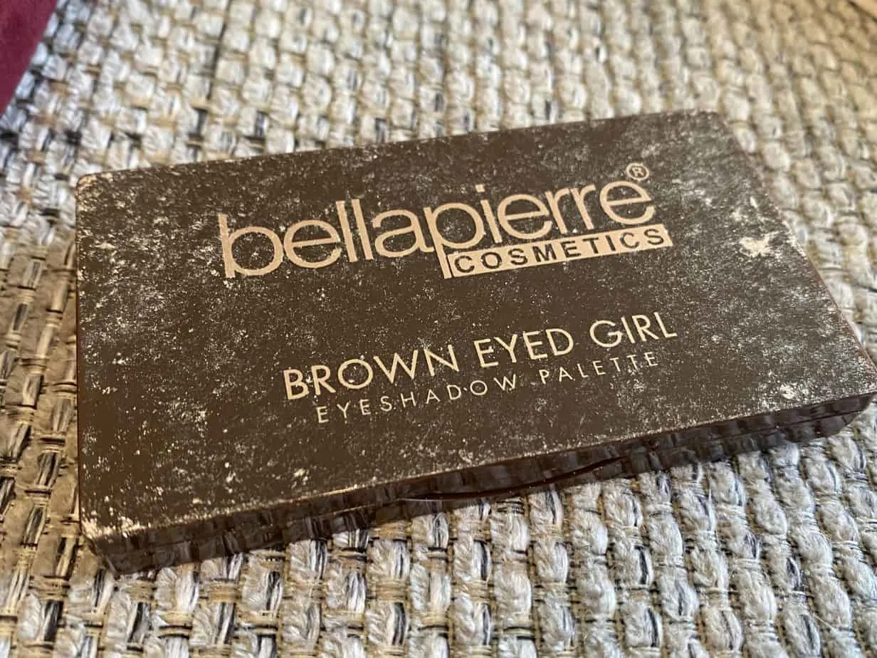 eyeshadow palette