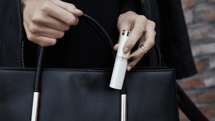 Scentbird vs Dossier: Which One Should You Choose?